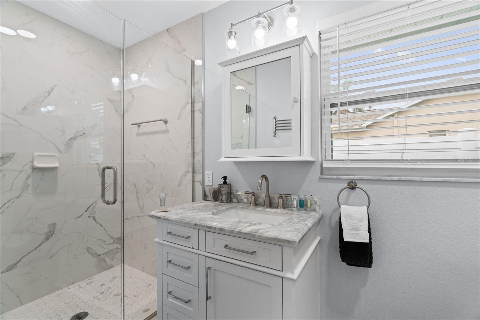 265 Plumtree Ave Property Photo 17