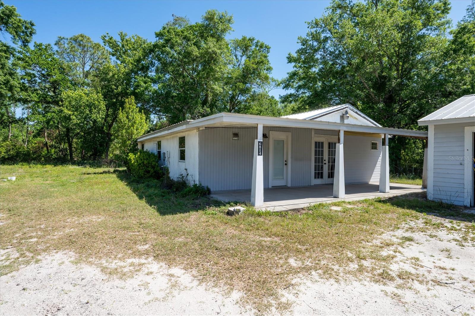 6814 Pearson Ln Property Photo 6
