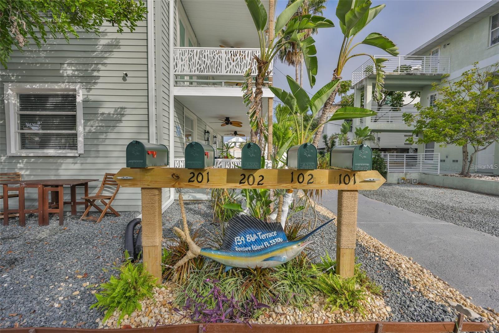 134 86th Ter Property Photo 5