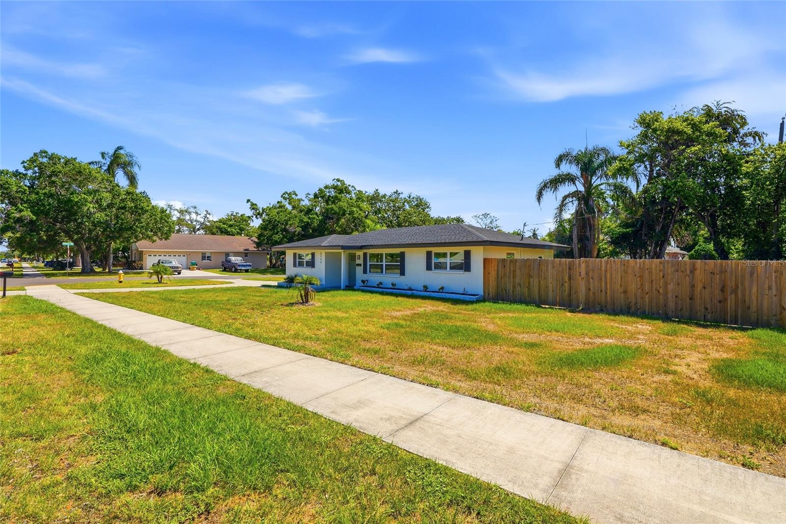 2117 N Hercules Ave Property Photo 27