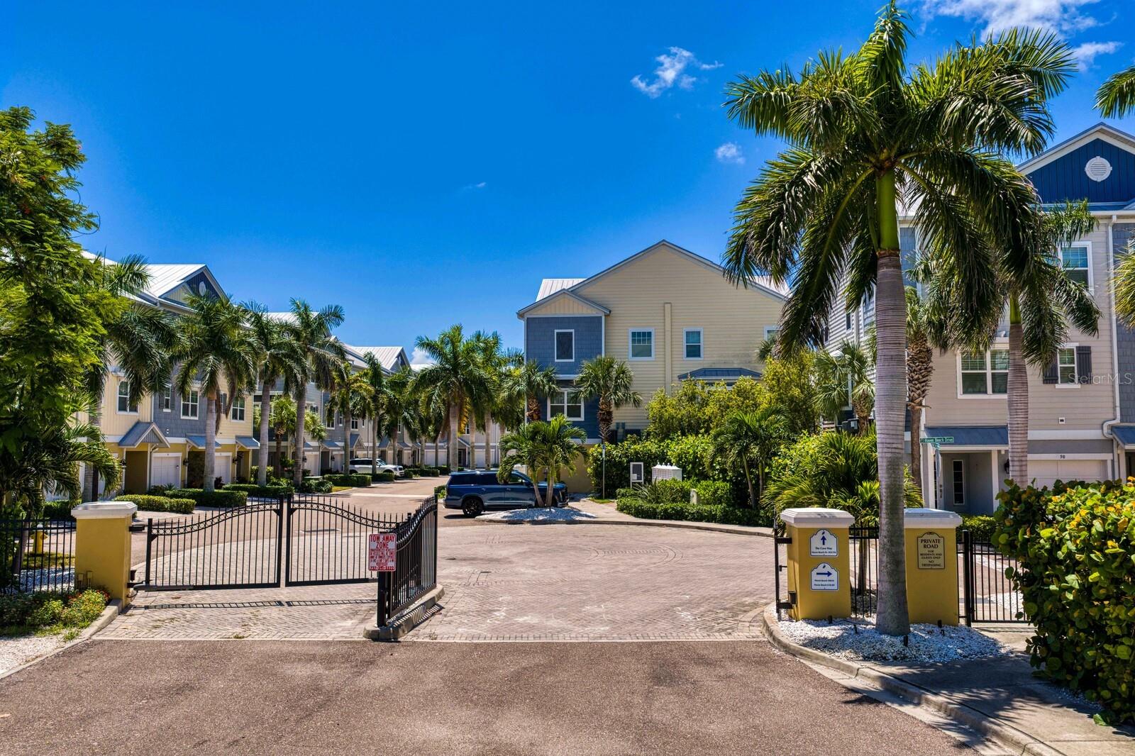 105 Haven Beach Dr Property Photo 16