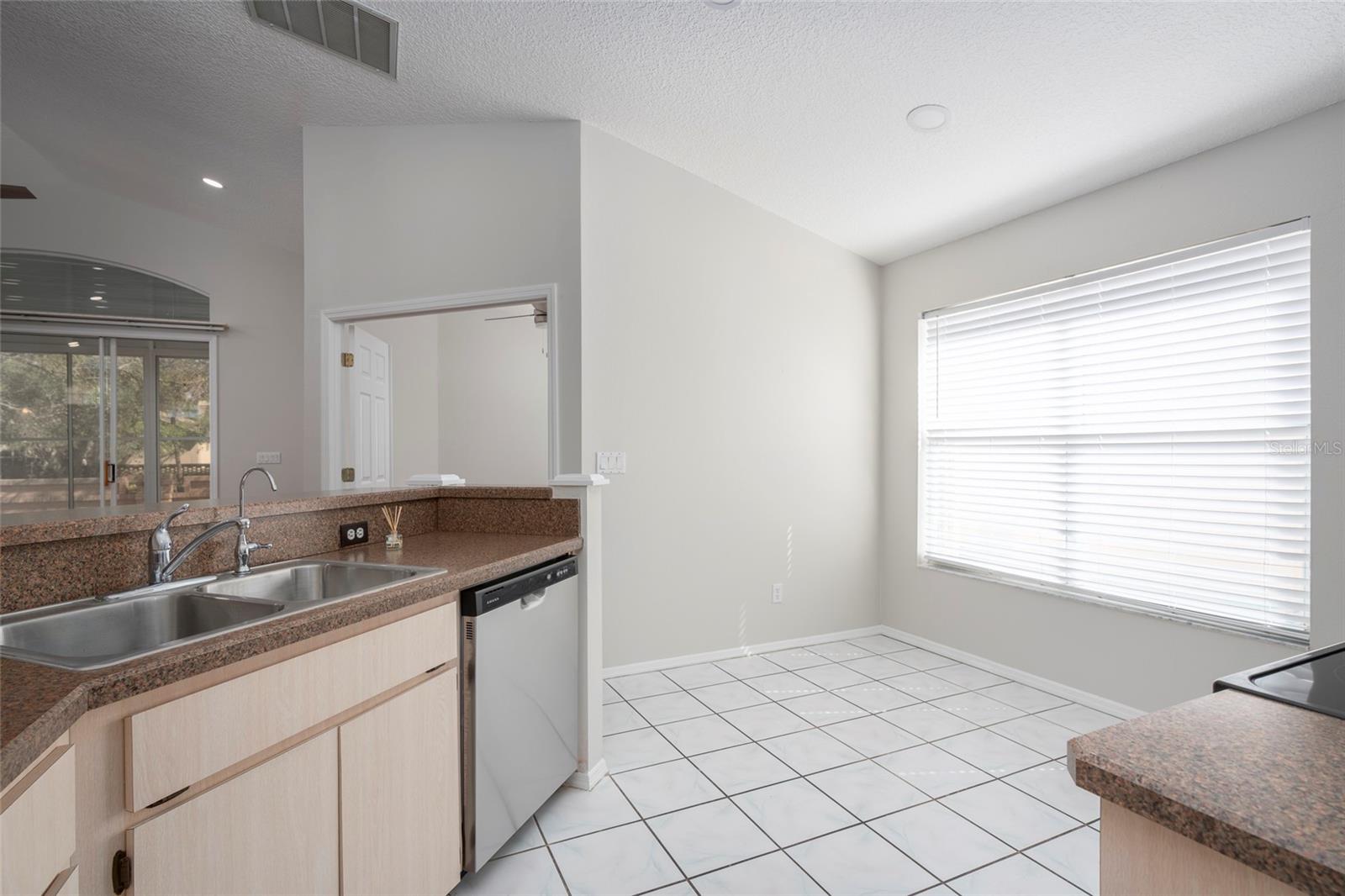 717 Lighthouse Dr Property Photo 13