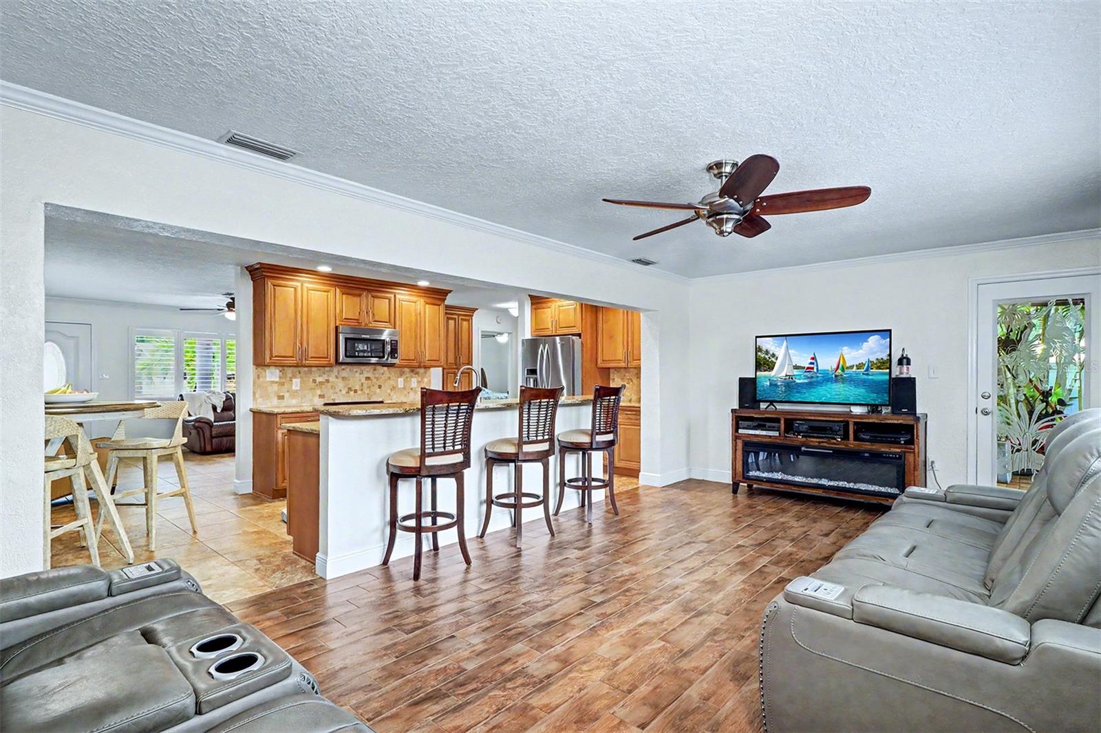 4948 97th Way N Property Photo 17