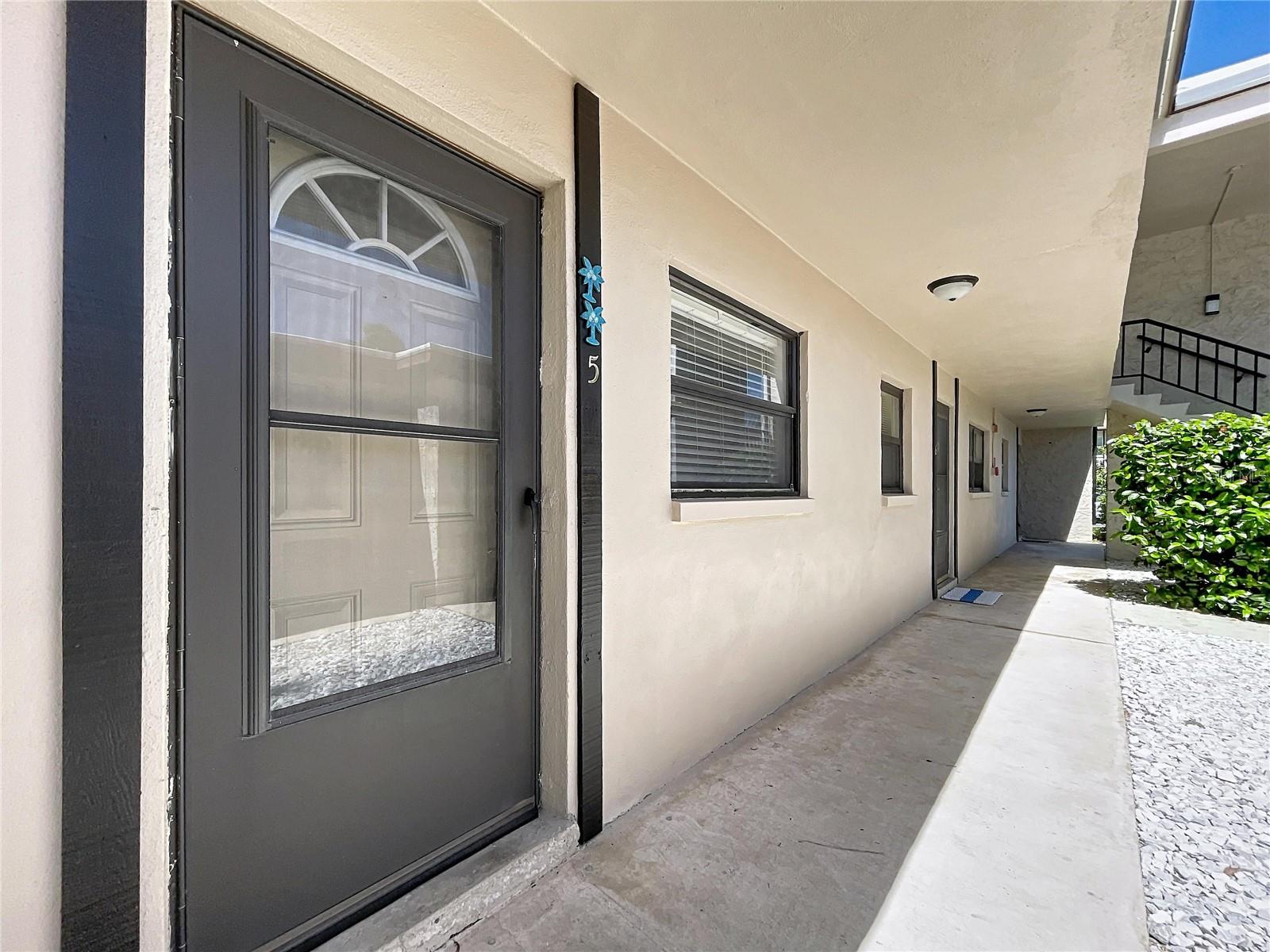 2750 E BAY DR #5E Property Photo 1