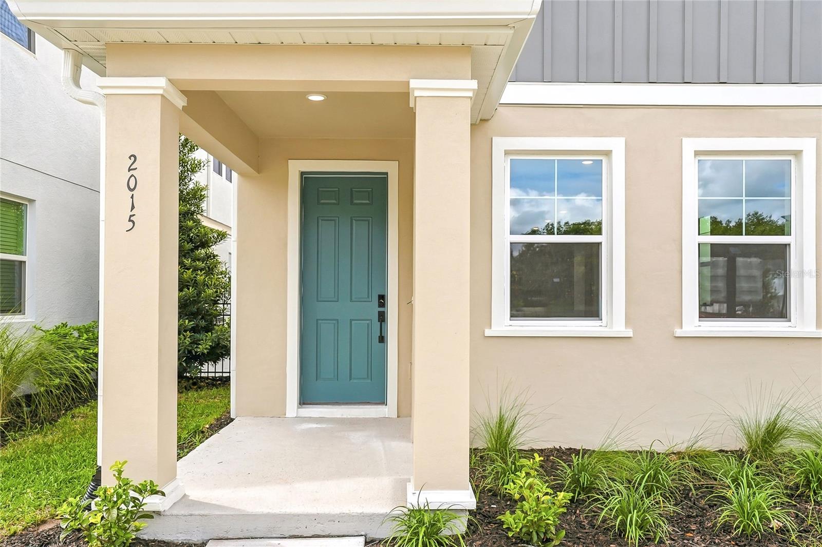 2015 Amelia Bay Pl Property Photo 3
