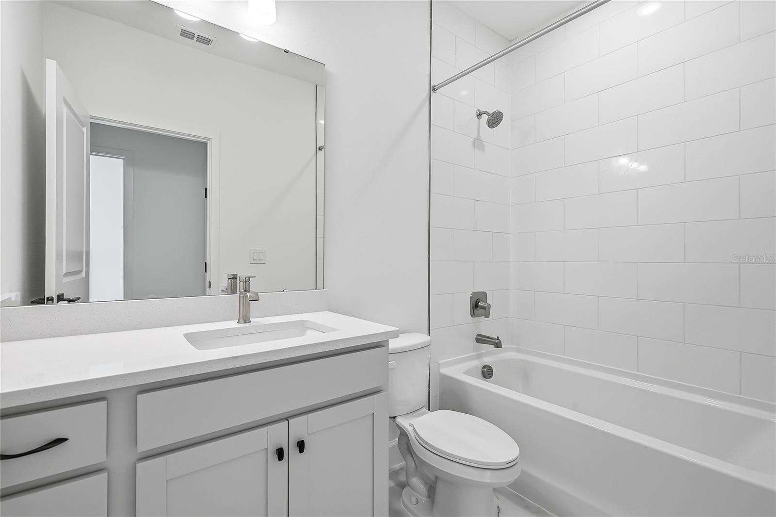 2015 Amelia Bay Pl Property Photo 31
