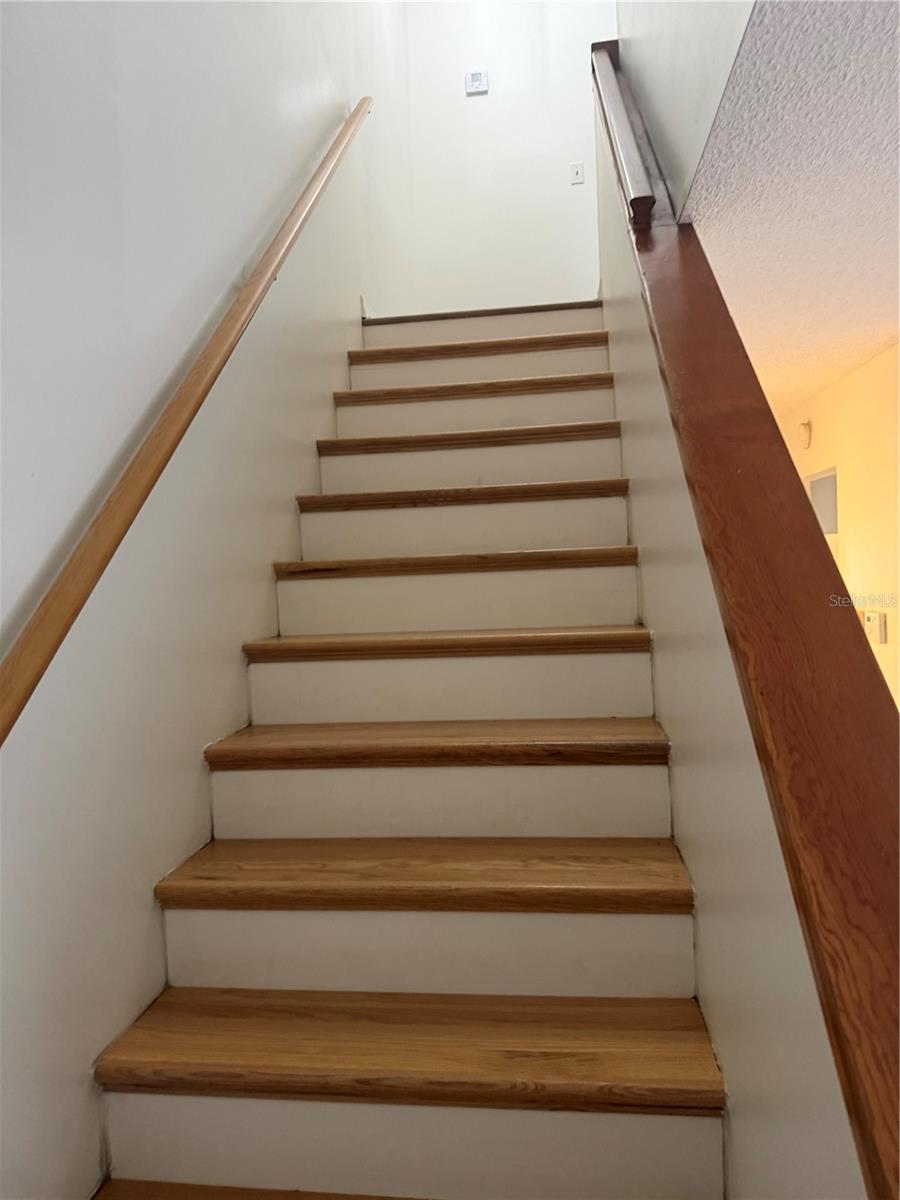 208 S Malcolm Ct Property Photo 9