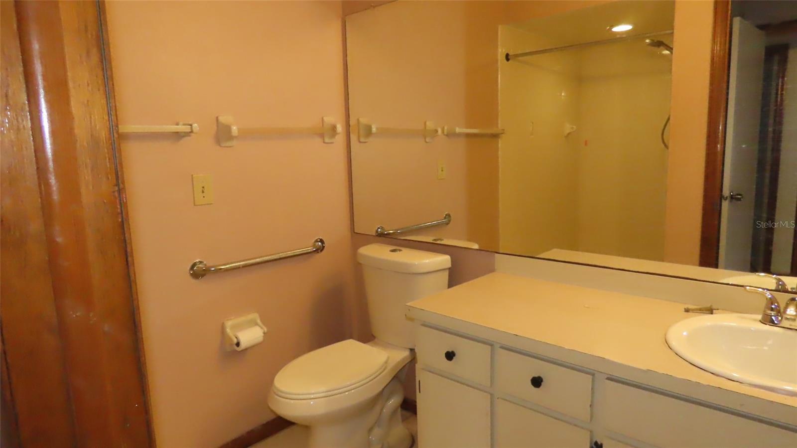 3326 Whispering Dr N Property Photo 18