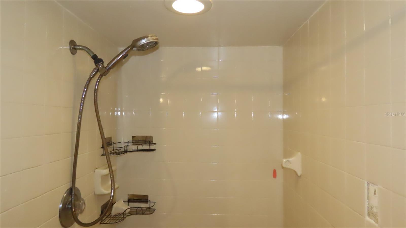 3326 Whispering Dr N Property Photo 19