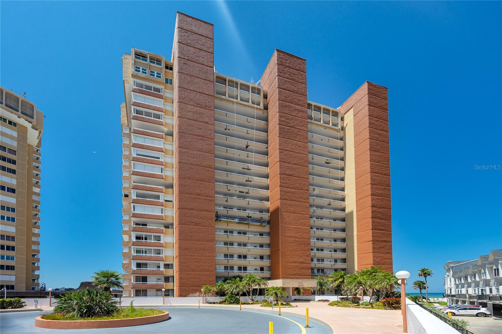 17940 GULF BLVD #17C Property Photo 1