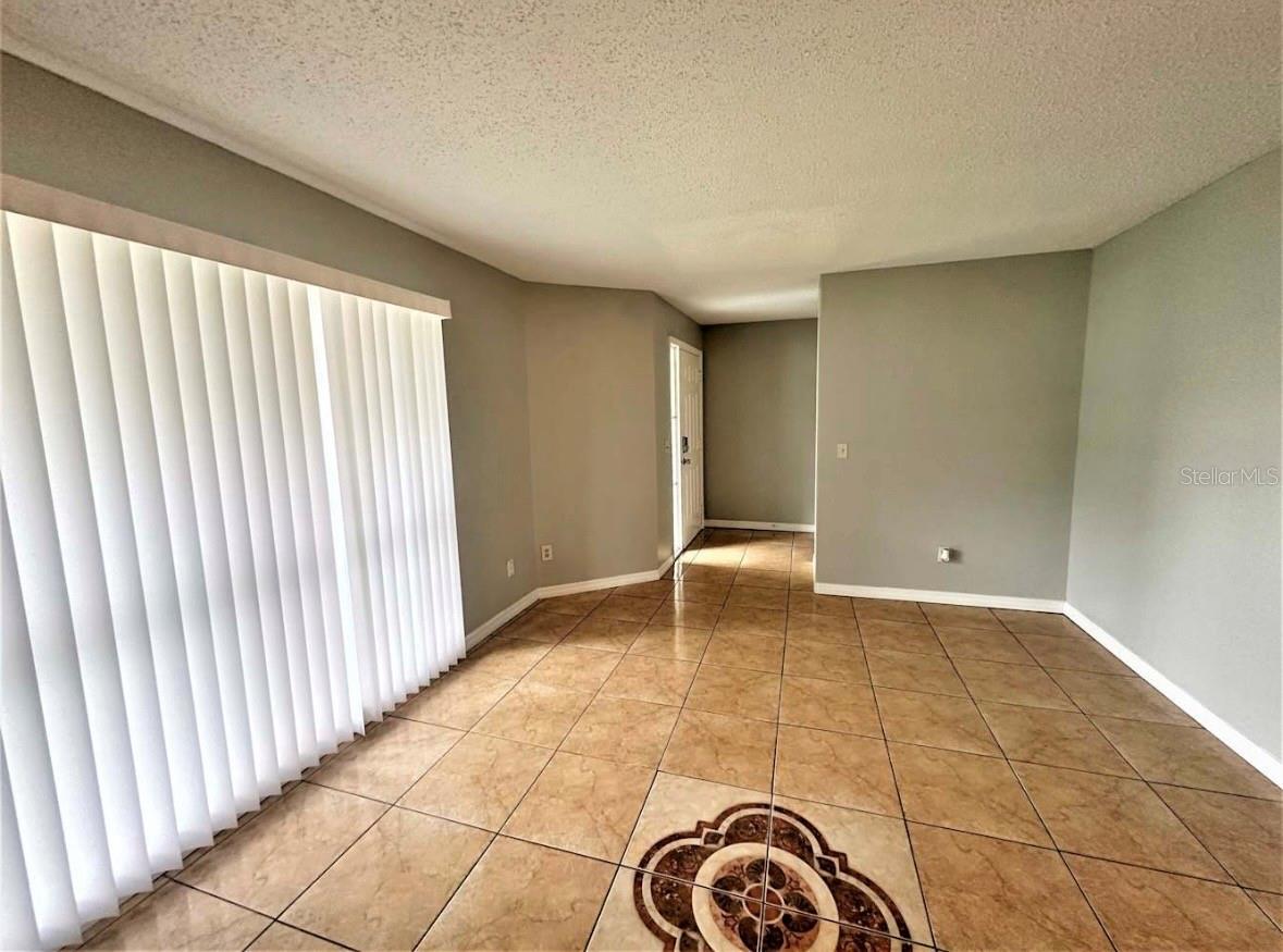 1746 Meredith Ave Property Photo 2