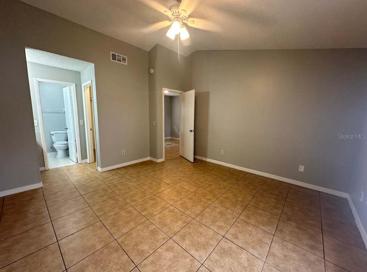 1746 Meredith Ave Property Photo 6