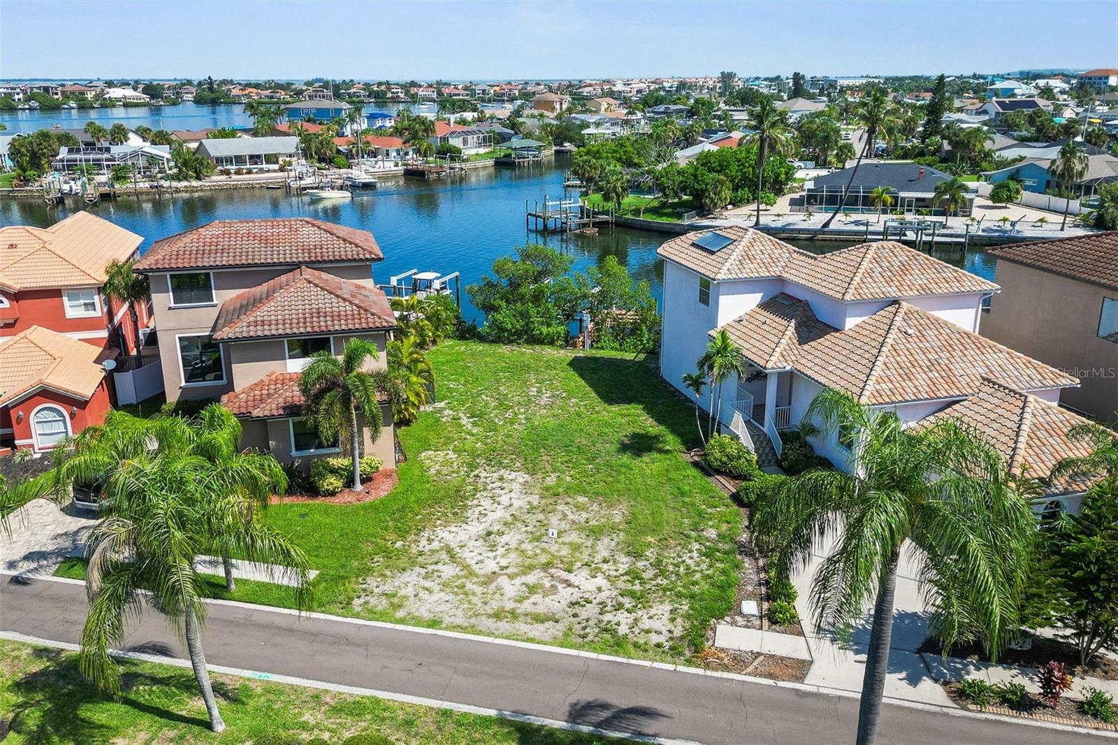 873 Symphony Isles Blvd Property Photo 1