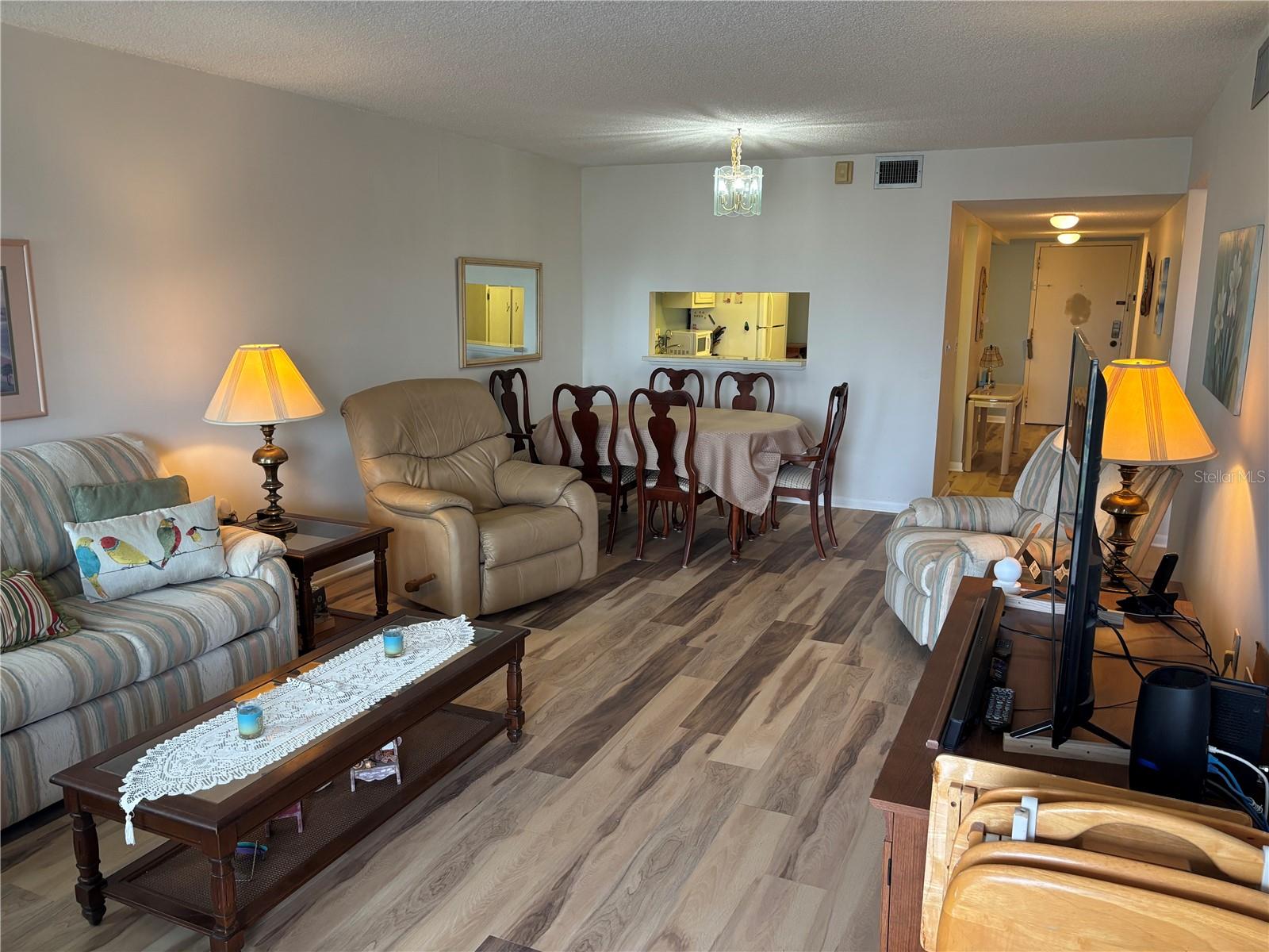 4910 38th Way S #411 Property Photo 6