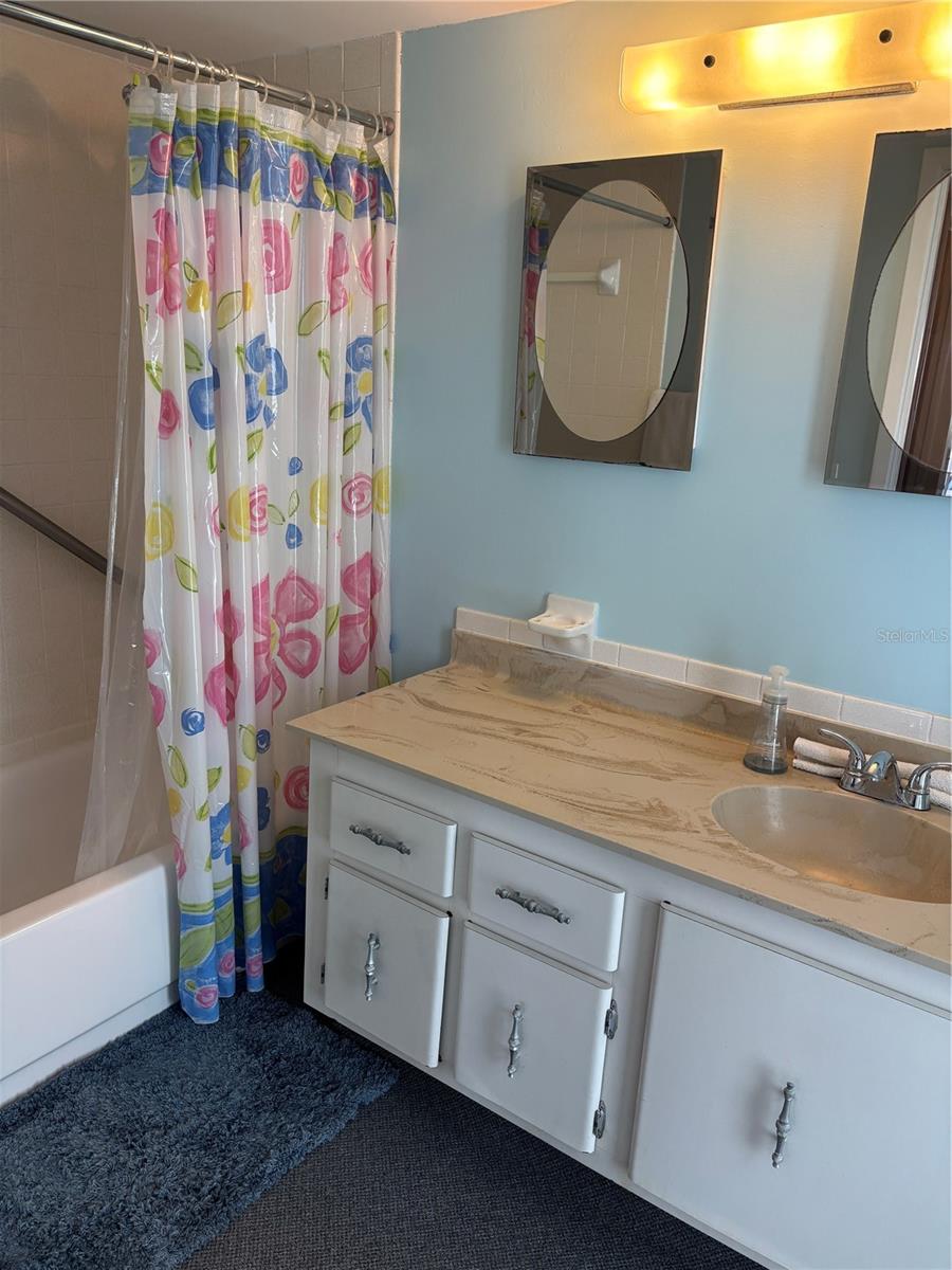 4910 38th Way S #411 Property Photo 10