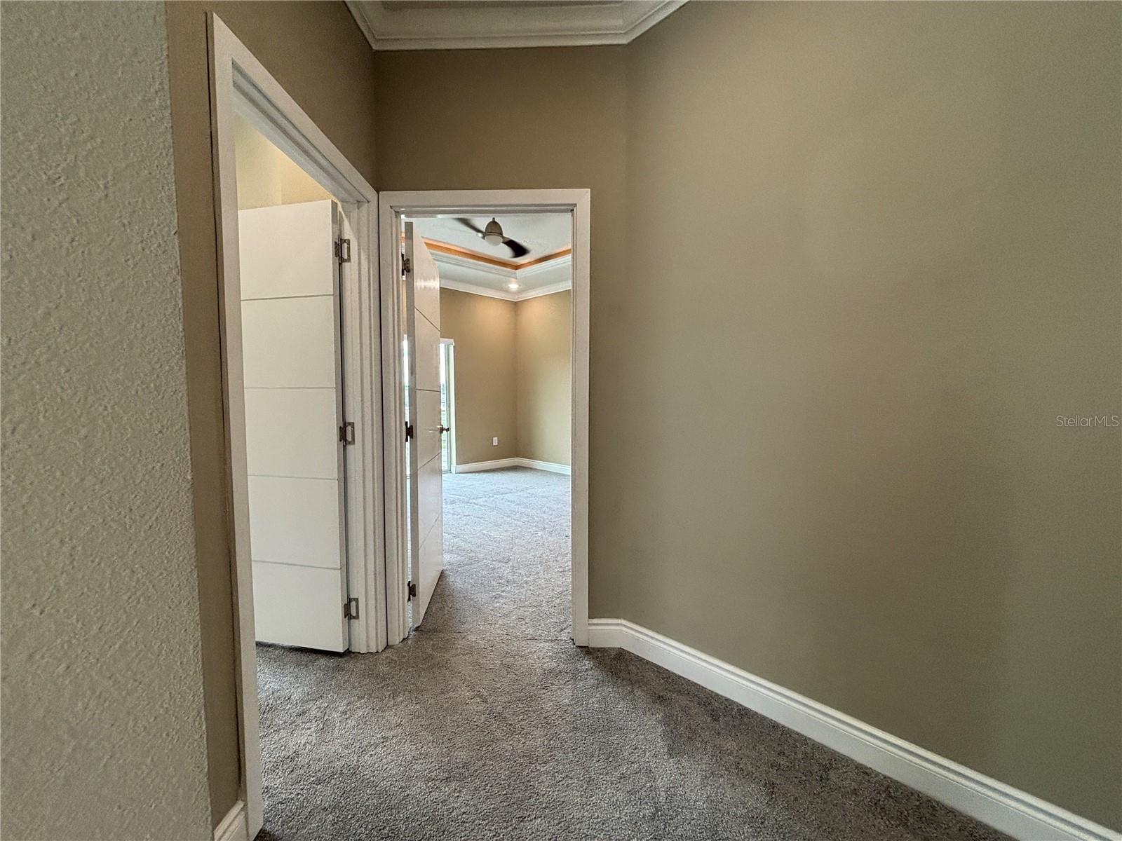 2045 Greenbriar Ter Property Photo 15