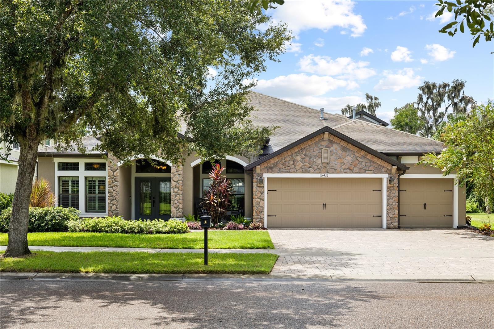 15431 Starling Crossing Dr Property Photo 1