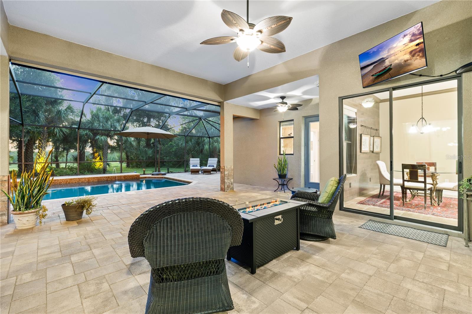 15431 Starling Crossing Dr Property Photo 4