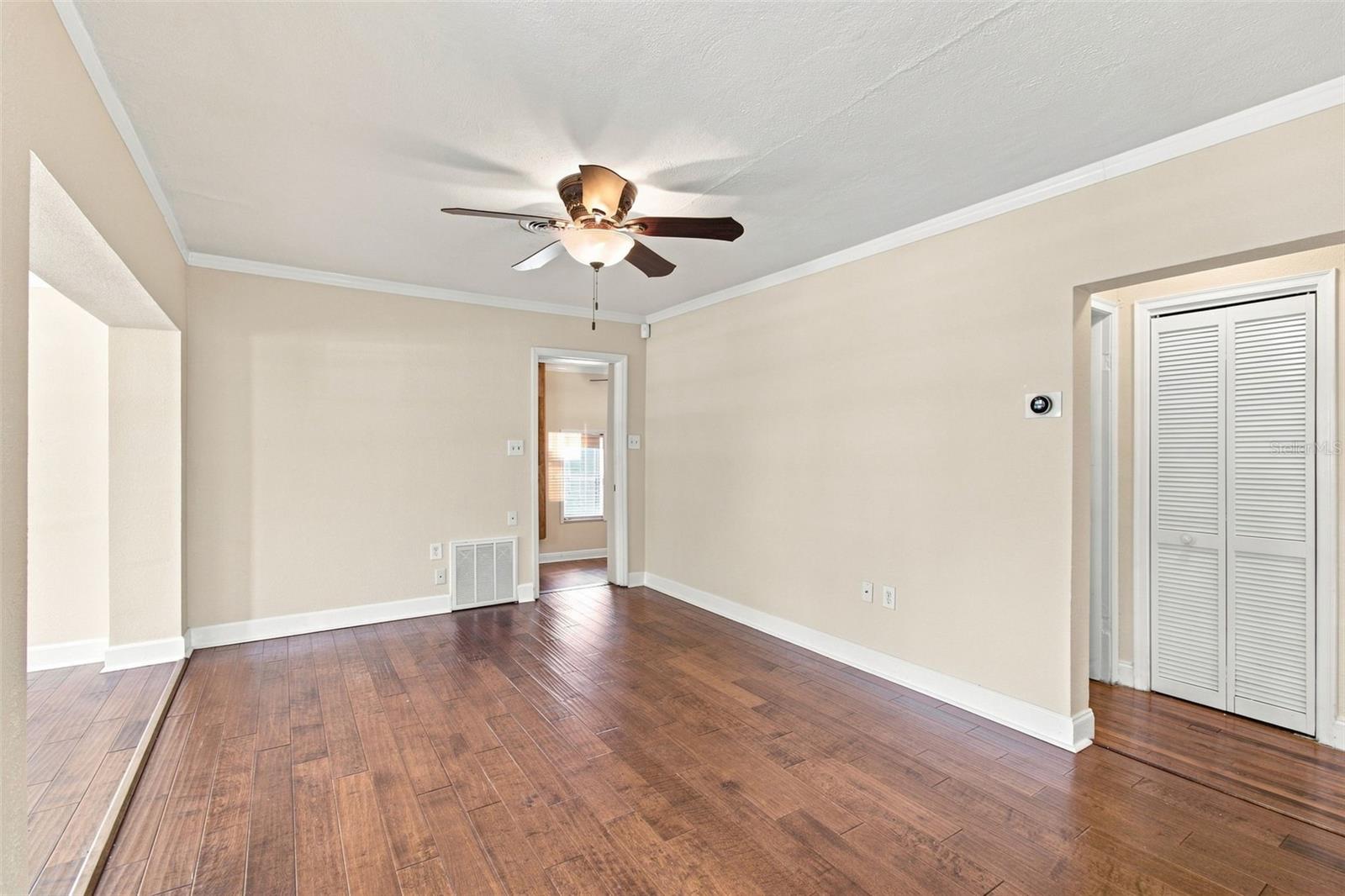 805 W Braddock St #a Property Photo 6