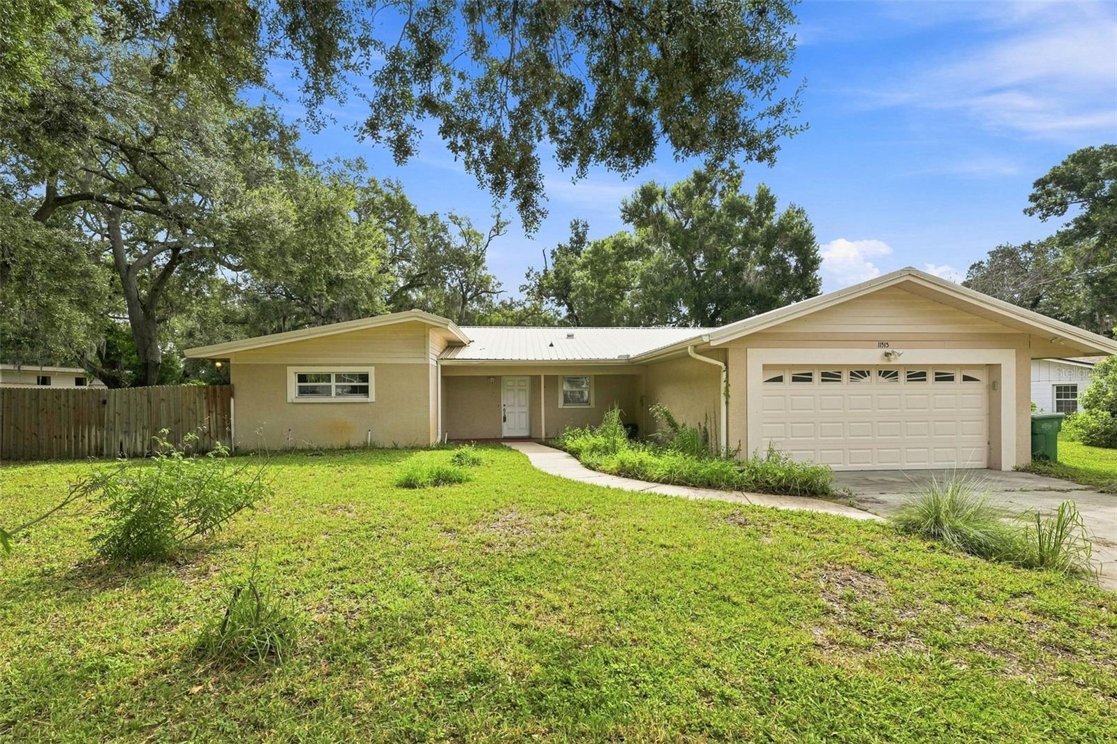 11515 N Ravine Rd Property Photo 1