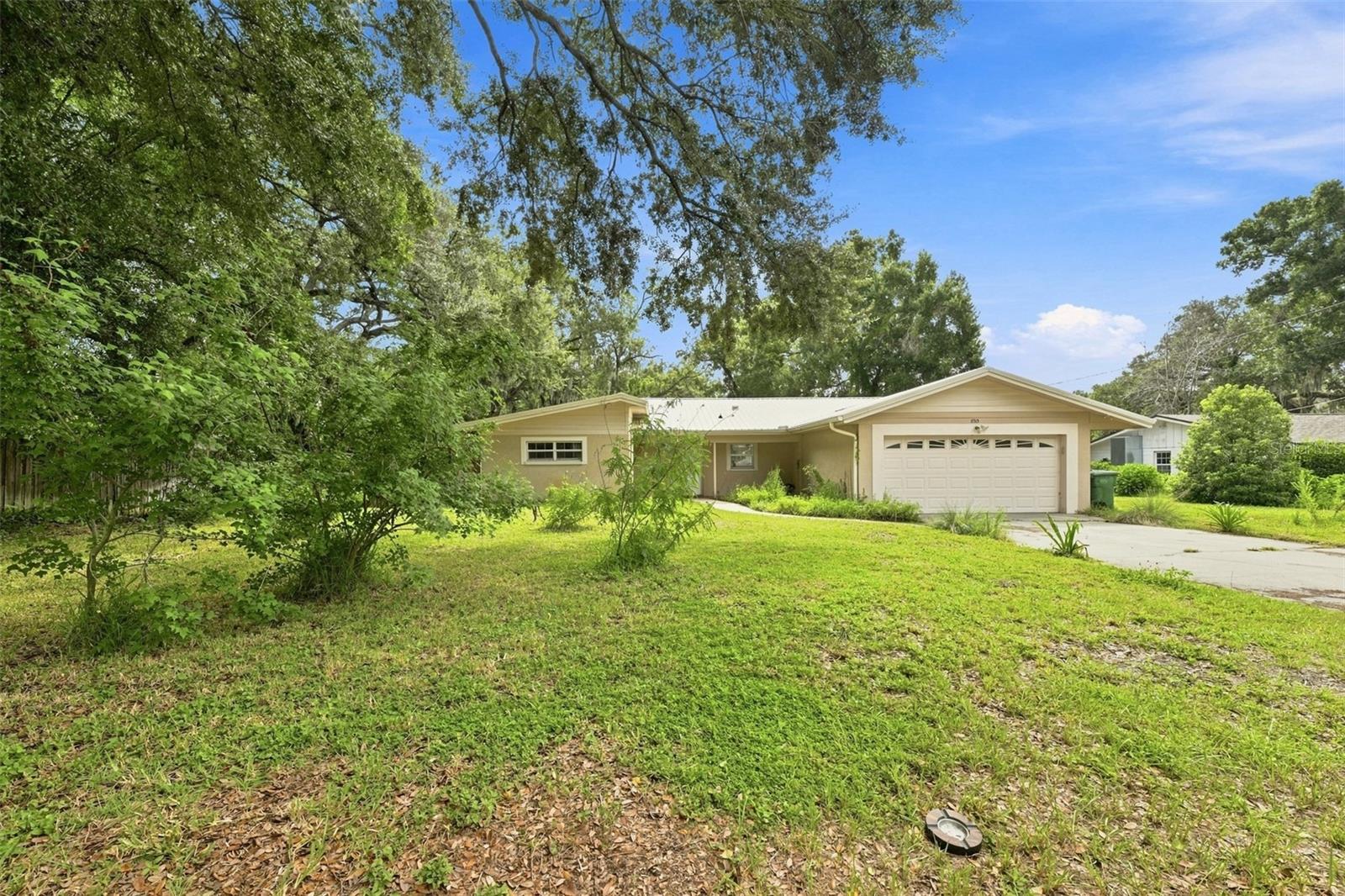 11515 N Ravine Rd Property Photo 2