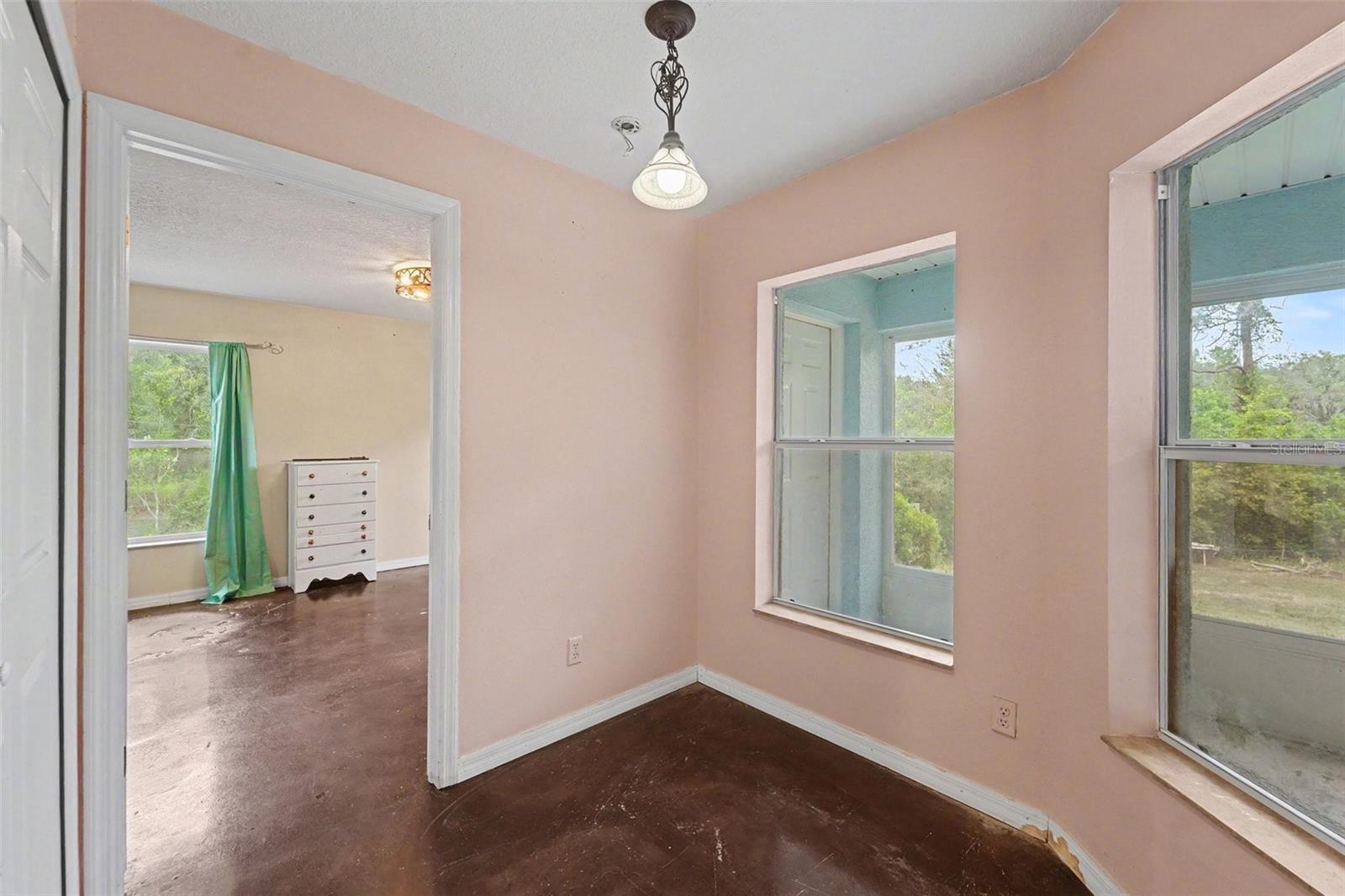 7295 Centerwood Ave Property Photo 15