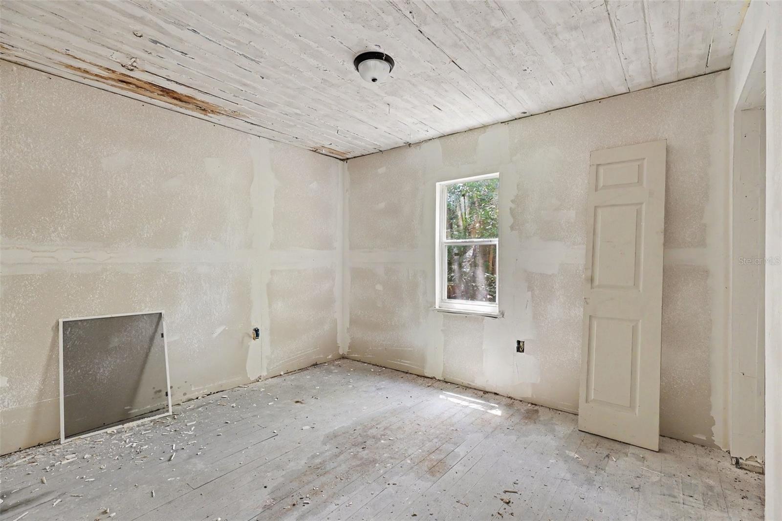4195 E Railroad Ave Property Photo 15