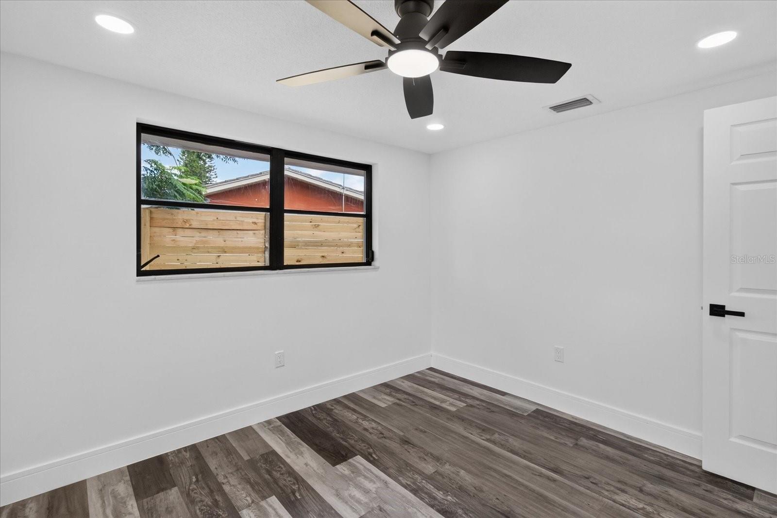 7731 Bracken Dr Property Photo 28