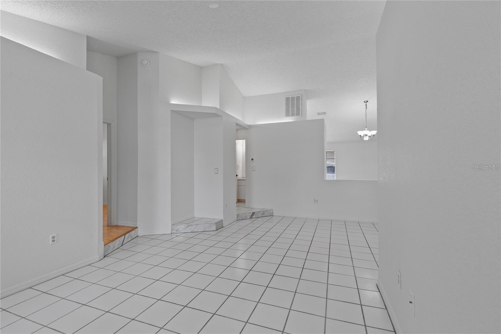5116 Plantation Dr Property Photo 4