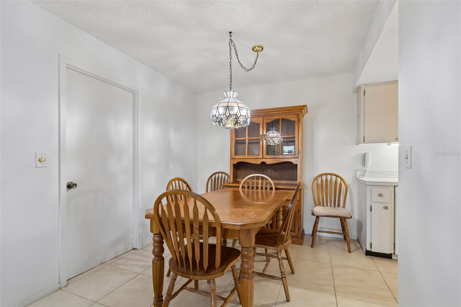 2150 Shelly Dr #b Property Photo 8