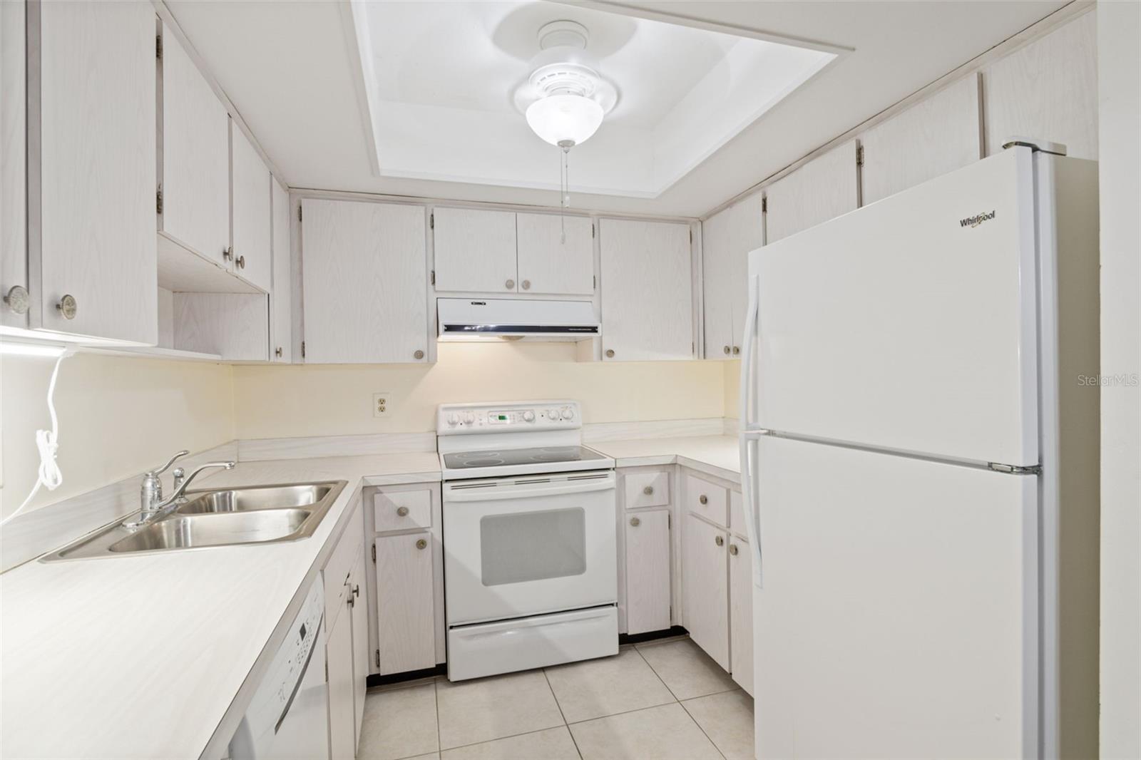 2150 Shelly Dr #b Property Photo 10