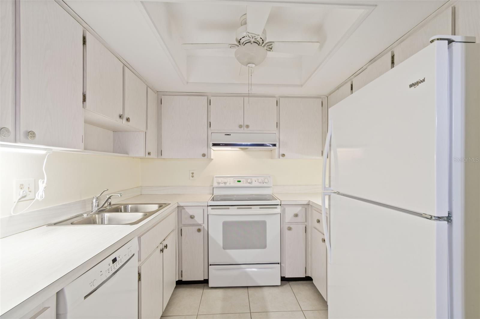2150 Shelly Dr #b Property Photo 11