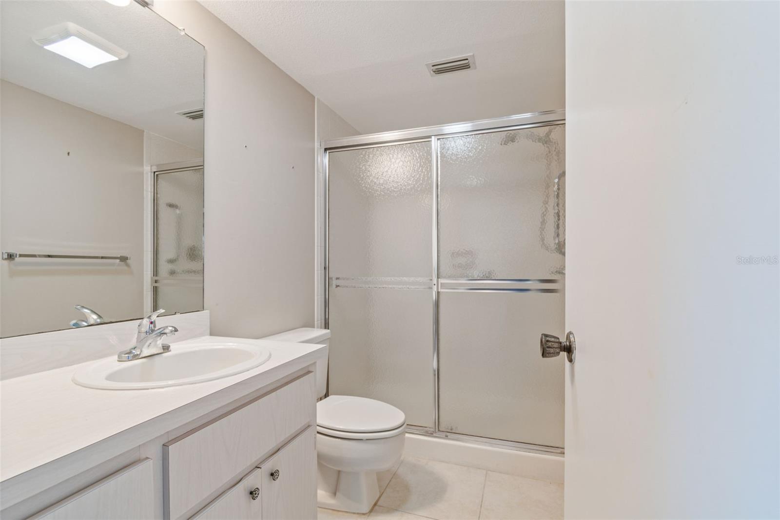 2150 Shelly Dr #b Property Photo 14