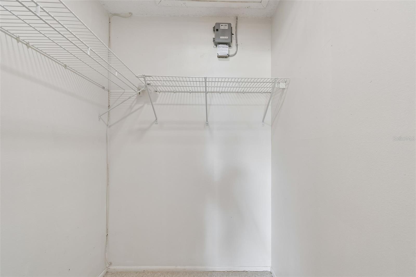2150 Shelly Dr #b Property Photo 16