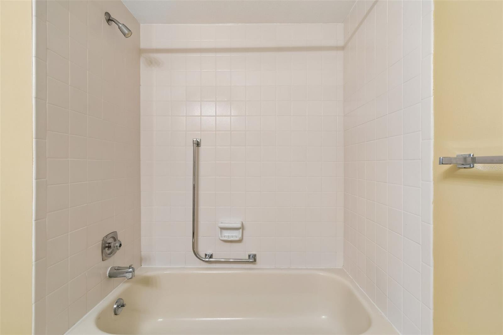 2150 Shelly Dr #b Property Photo 20