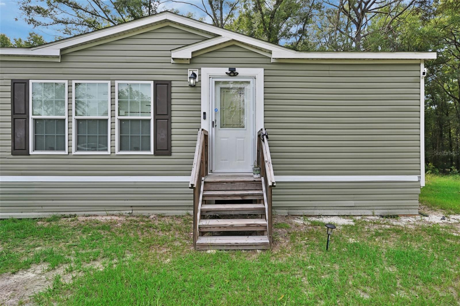 21619 41st Dr Property Photo 4