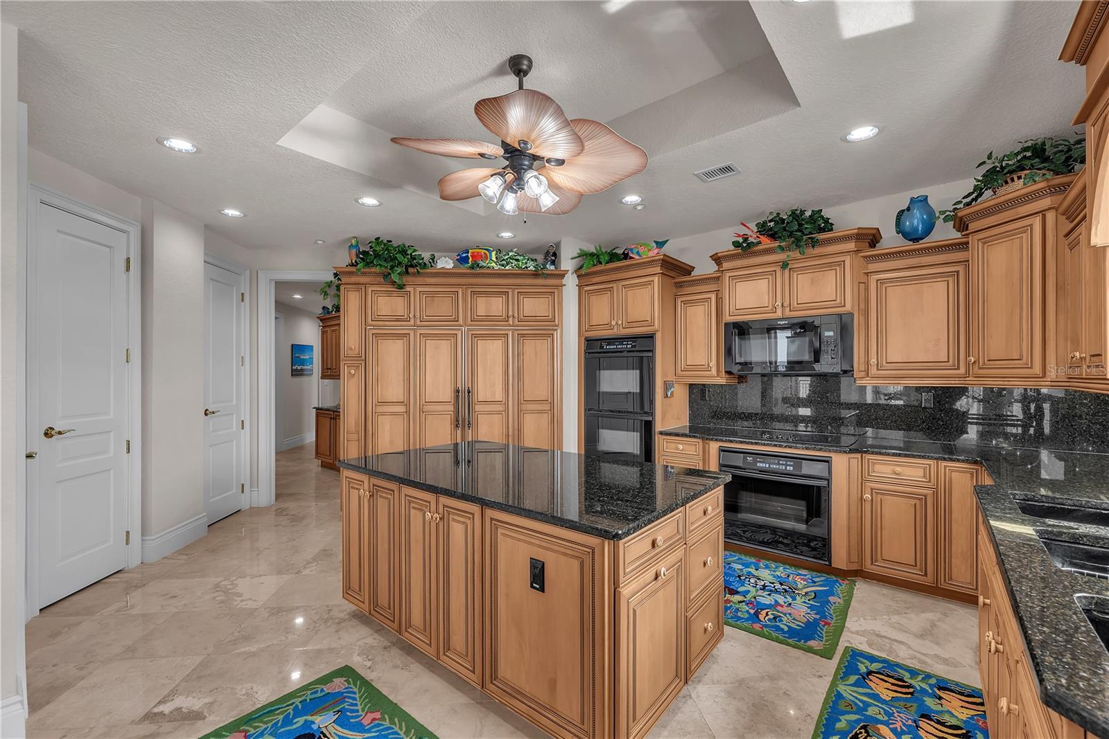 16300 Gulf Blvd #500a Property Photo 24