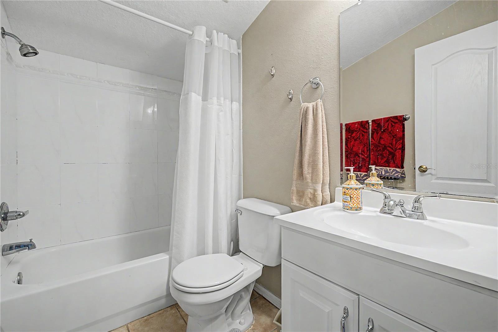 906 Lake Sapphire Ln Property Photo 44