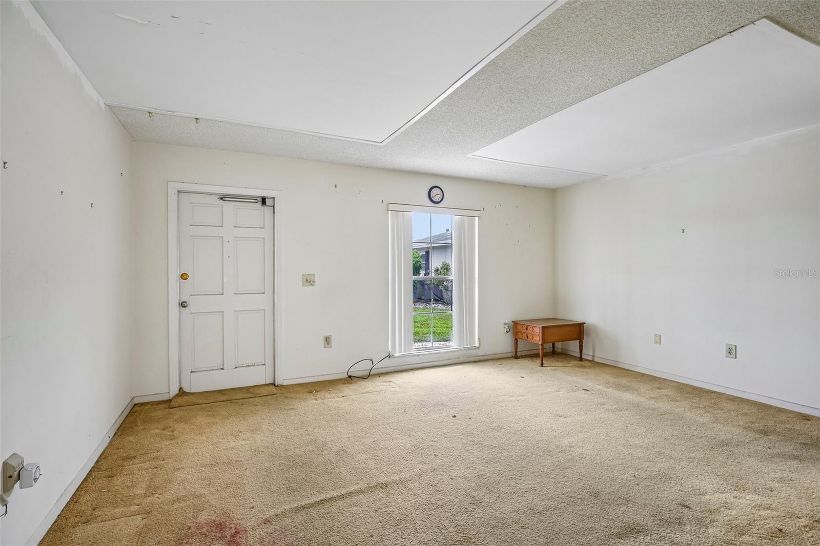 704 Radford Pl Property Photo 4