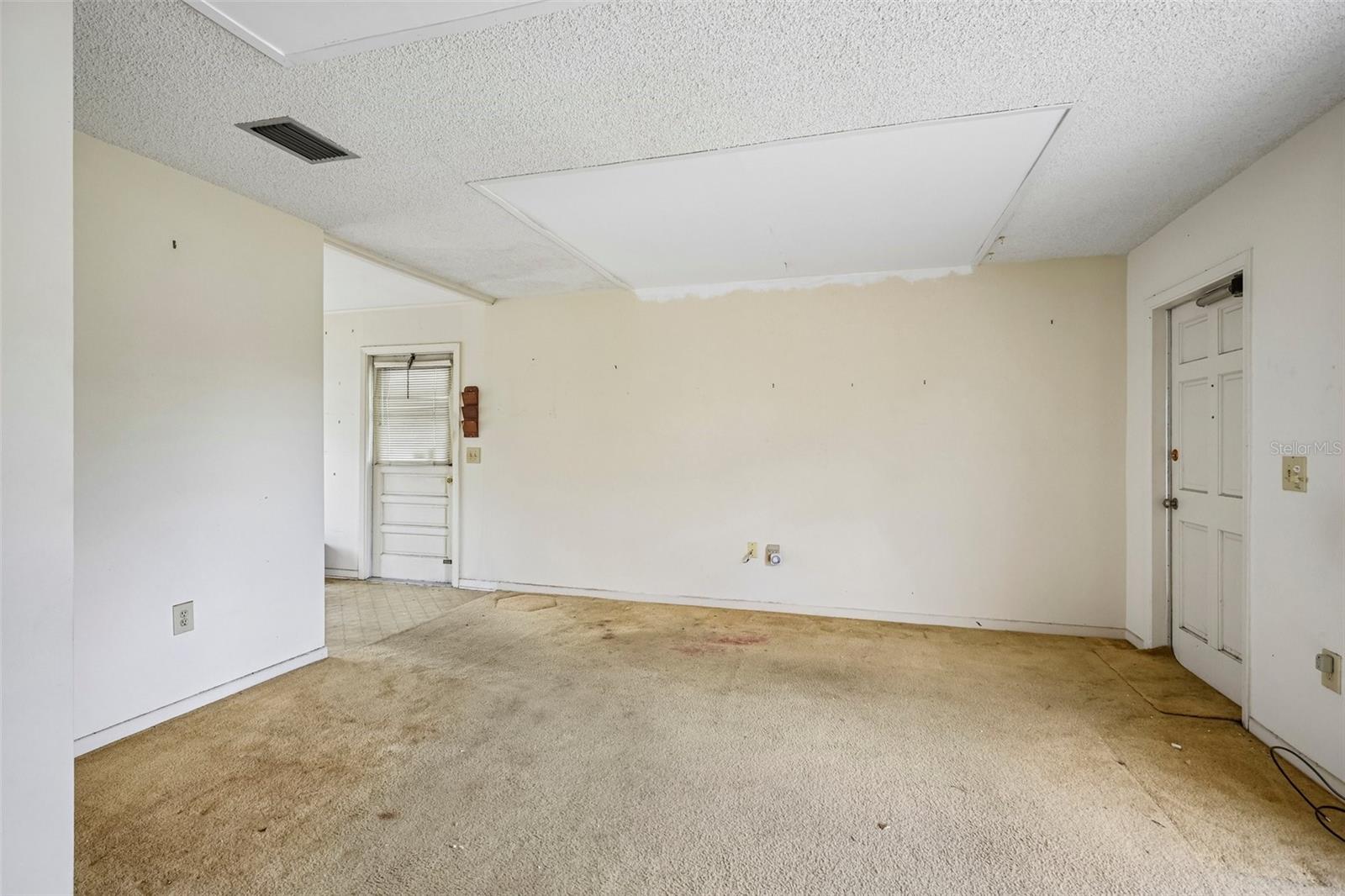 704 Radford Pl Property Photo 8