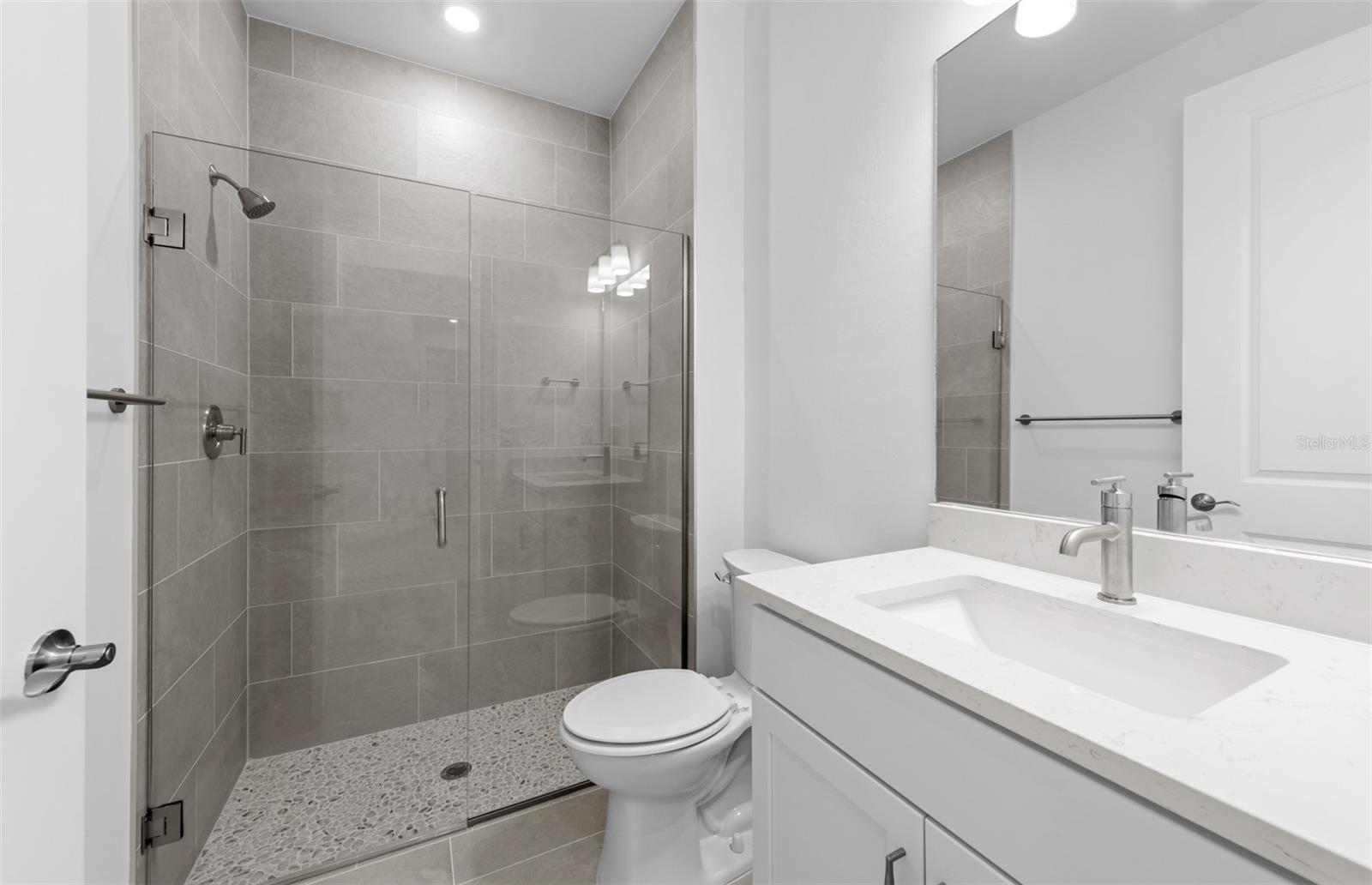 10827 Sun Drop St Property Photo 6