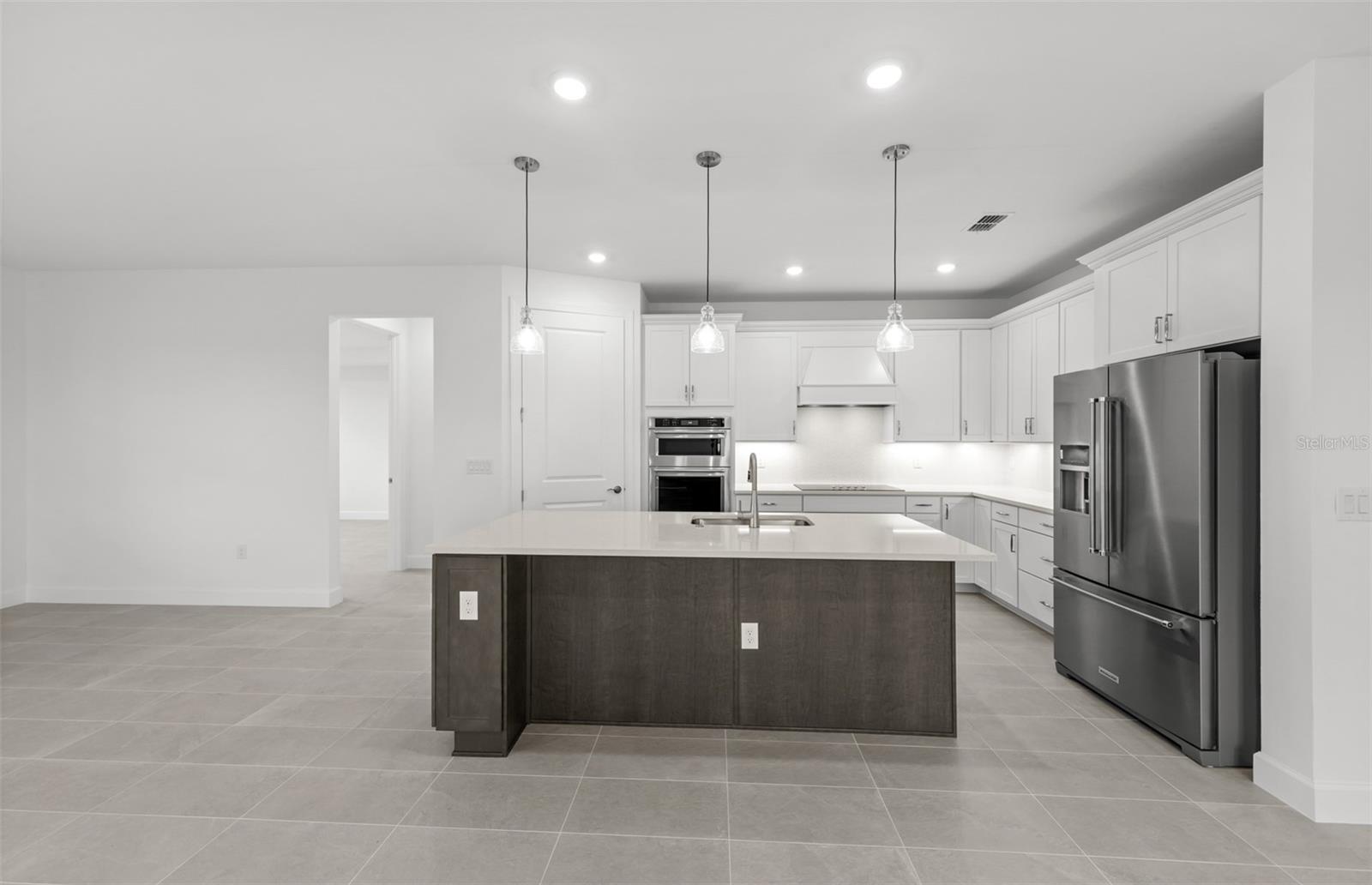 10827 Sun Drop St Property Photo 16