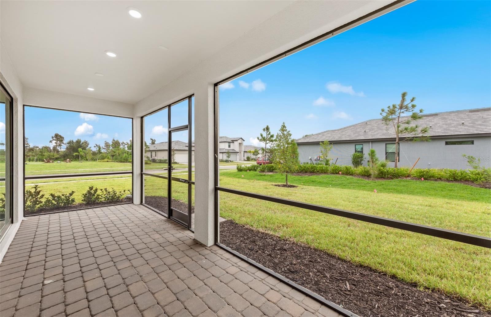 10827 Sun Drop St Property Photo 26