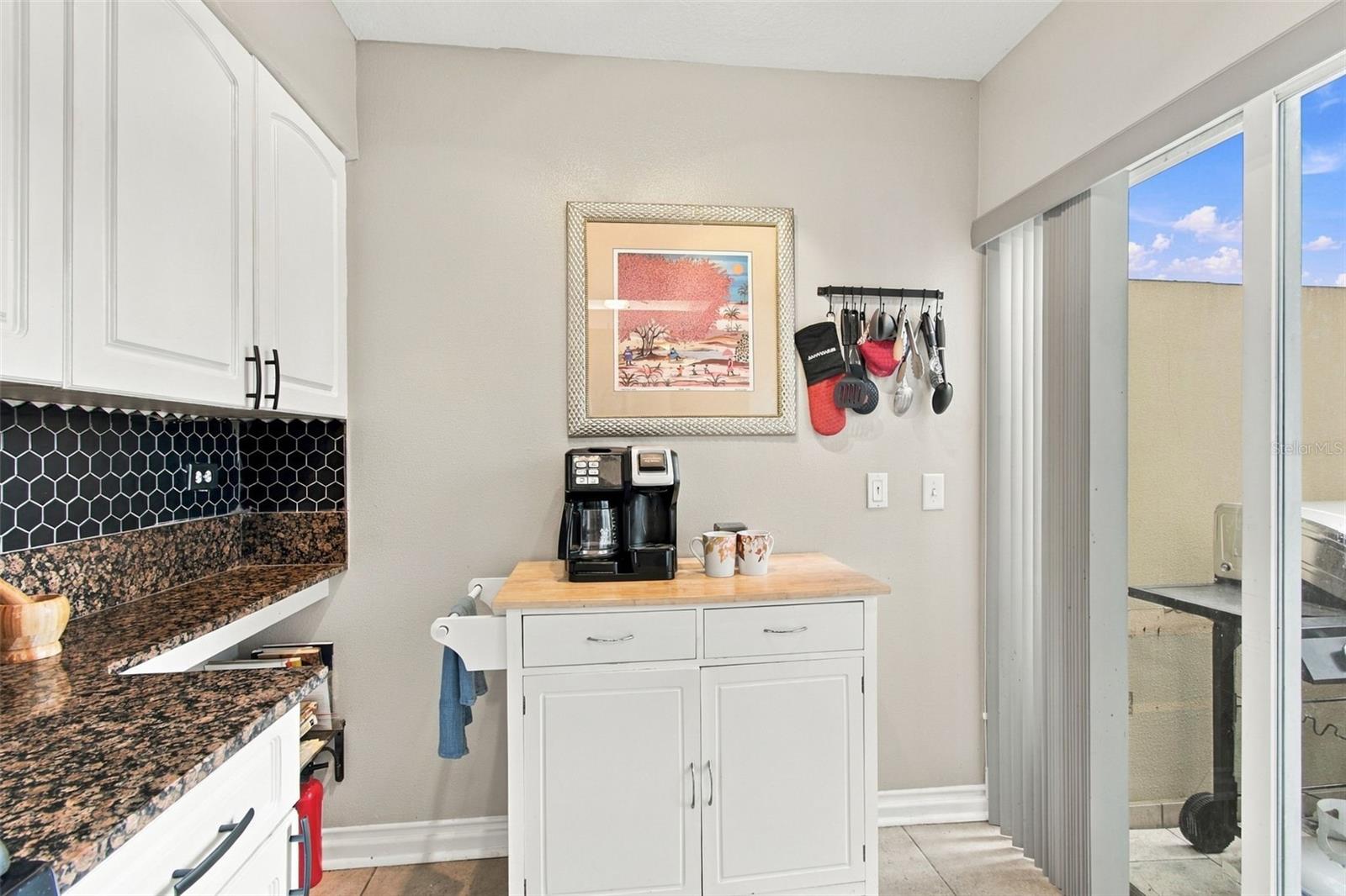 836 Padua Ln Property Photo 15