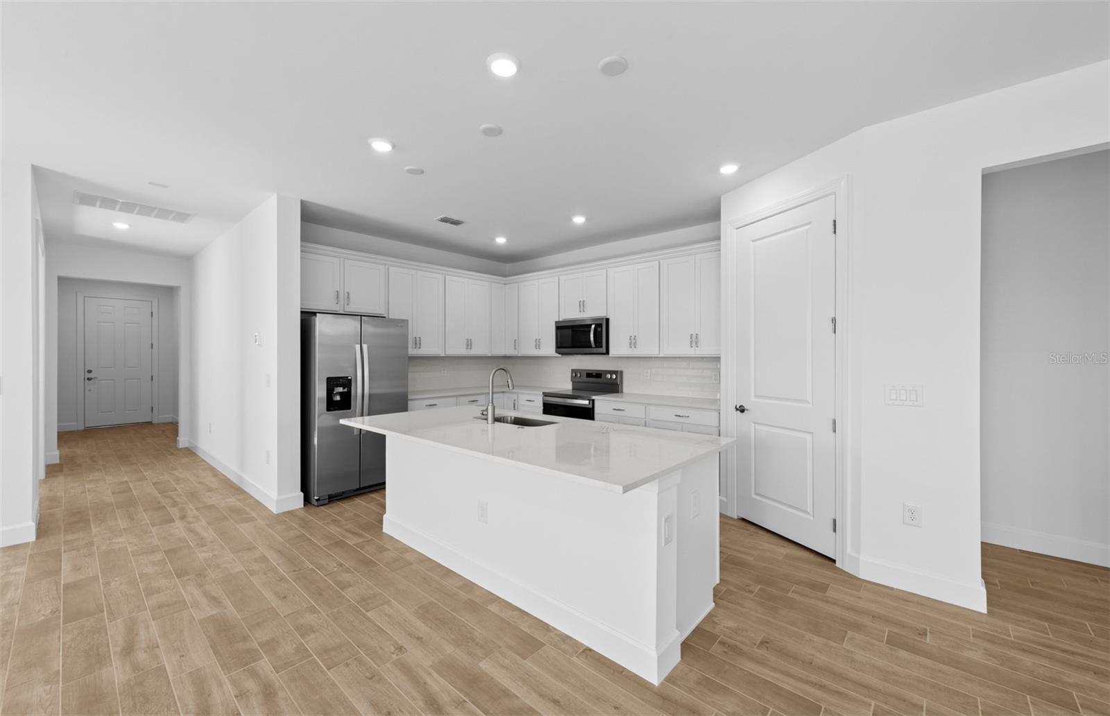 17086 Moonflower Dr Property Photo 10