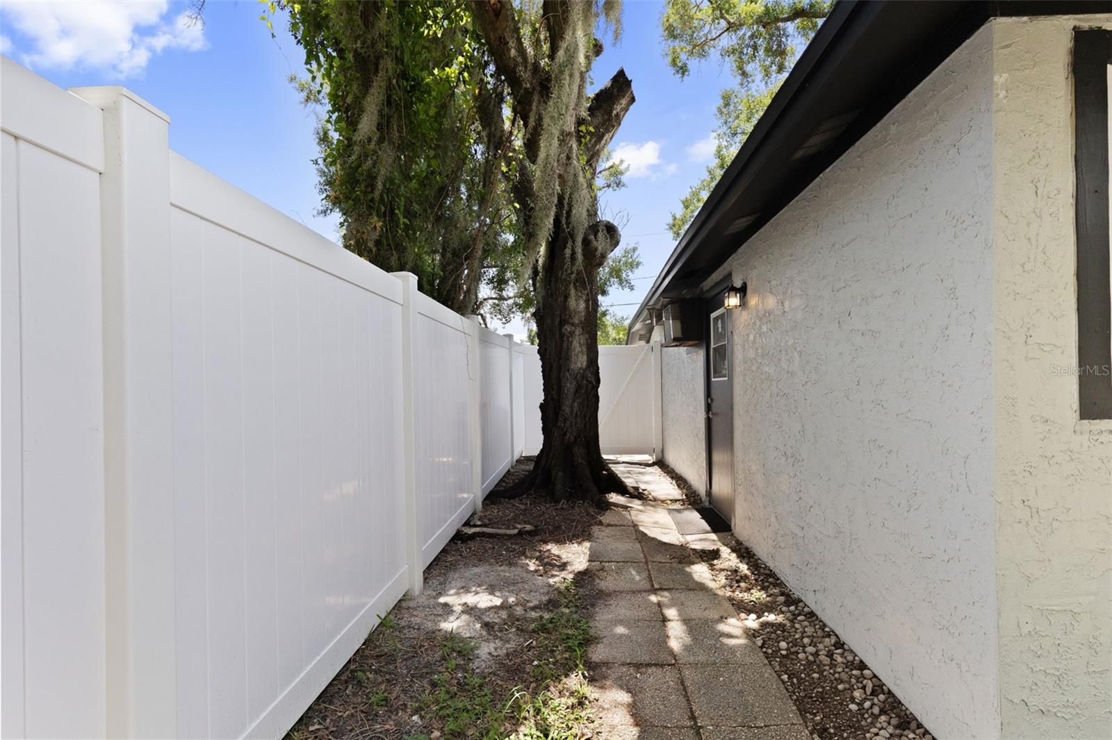 1523 W Broad St Property Photo 28