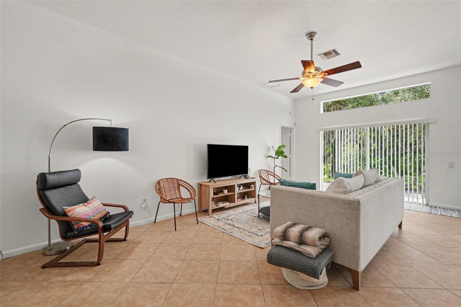 13102 Early Run Ln Property Photo 9