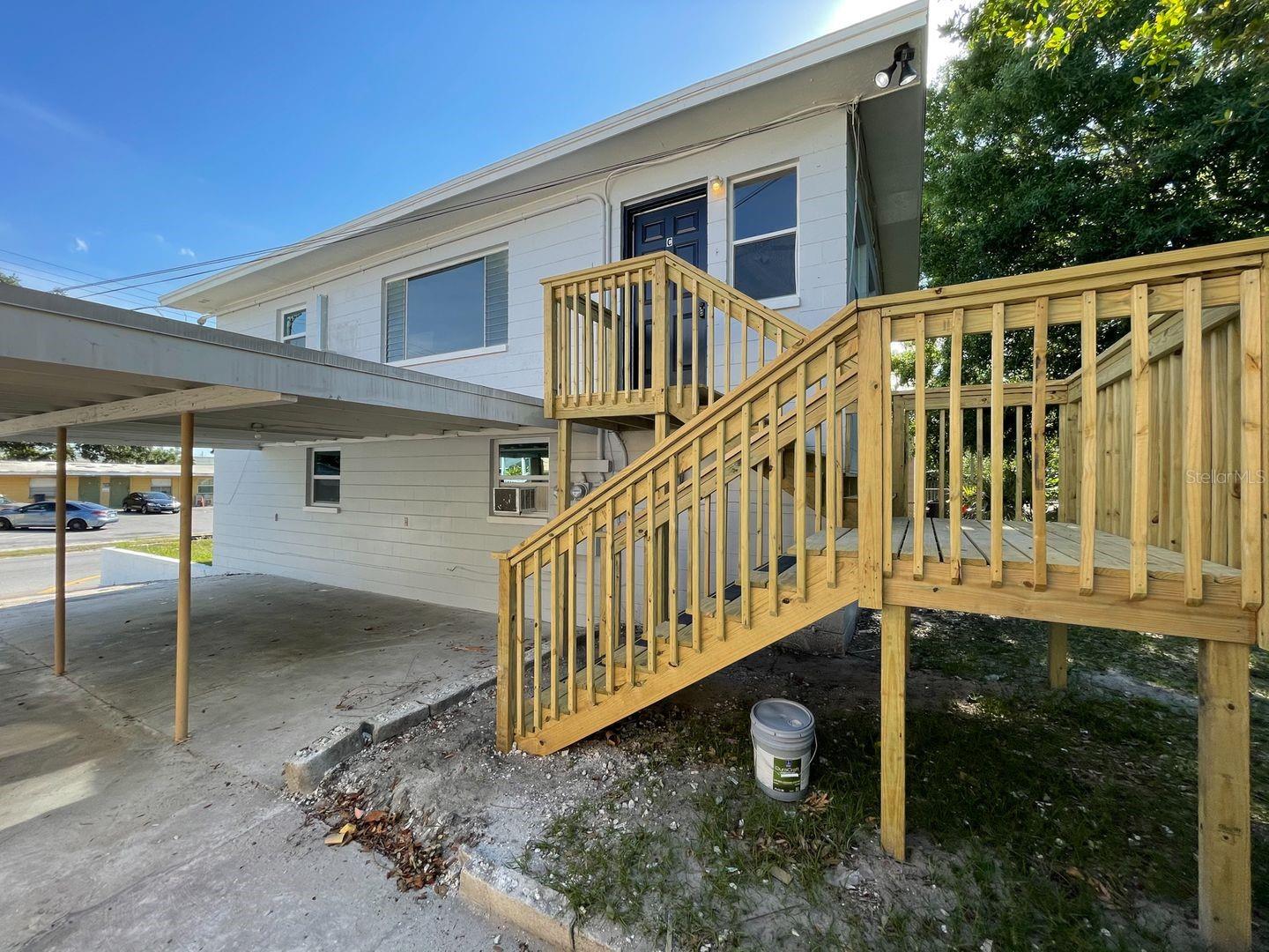 2704 E Columbus Dr #c Property Photo 1