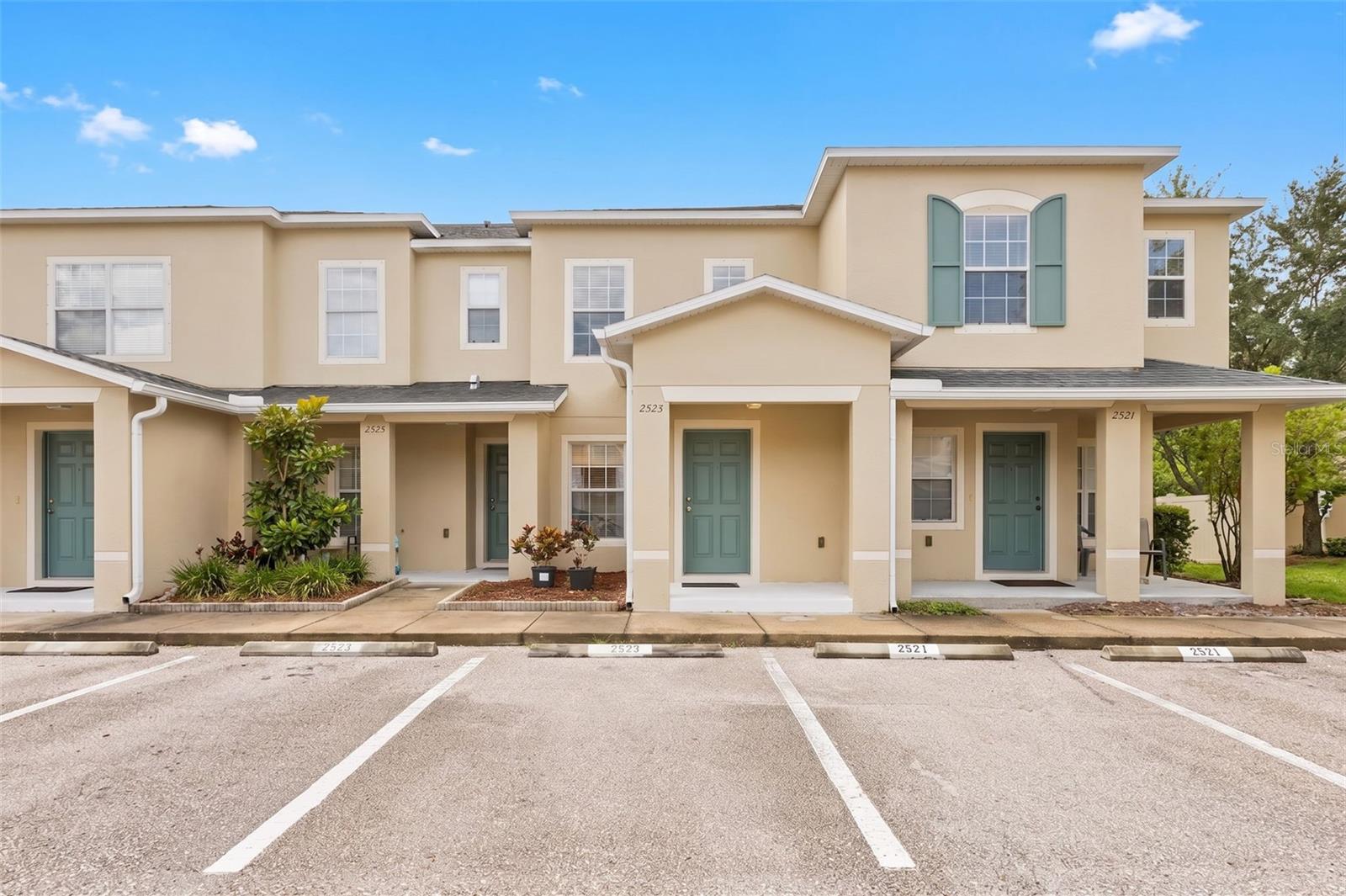 2523 Sandy Beach Ln Property Photo 1