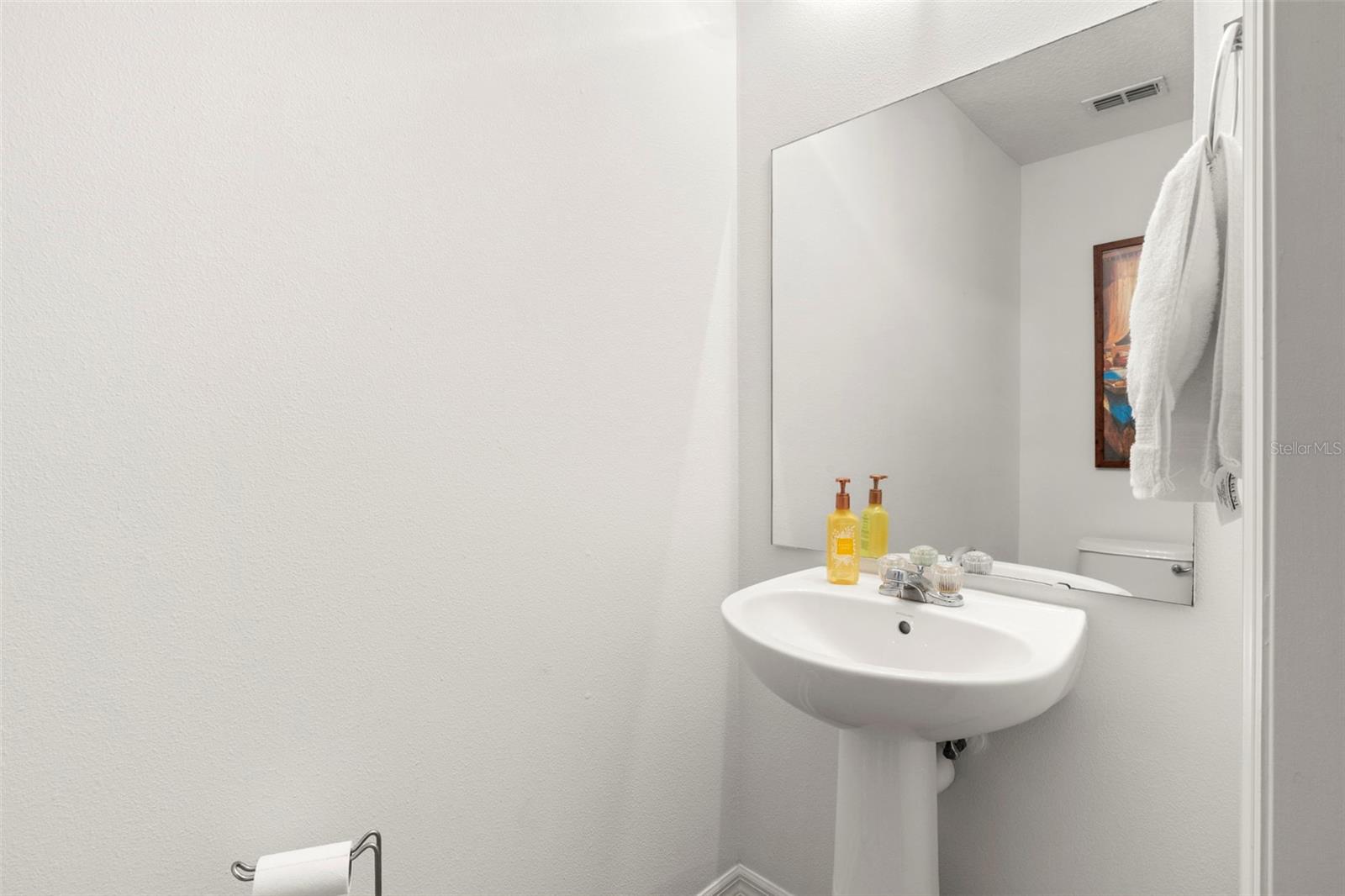 2523 Sandy Beach Ln Property Photo 6